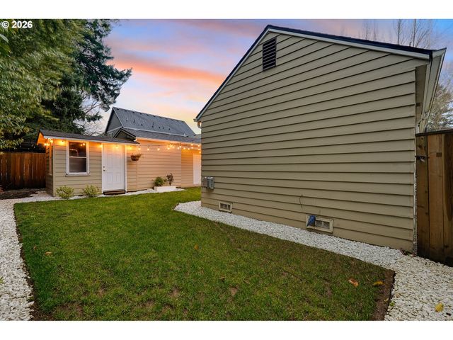 4005 Se LEXINGTON St, Portland, OR 97202