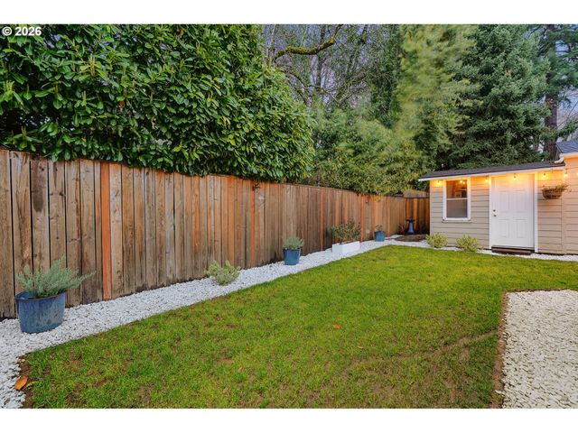 4005 Se LEXINGTON St, Portland, OR 97202