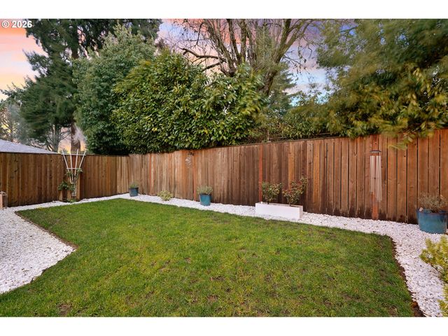 4005 Se LEXINGTON St, Portland, OR 97202