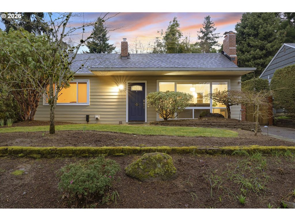 4005 Se LEXINGTON St, Portland, OR 97202