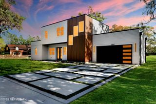 3868 CEDAR POINT Road, Jacksonville, FL 32226
