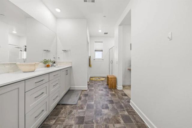 1982 Julie Dawn Place, Escondido, CA 92026