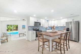 1420 CONSTITUTION Place, Jacksonville Beach, FL 32250