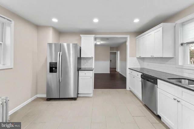 282 BERLIN RD, Clementon, NJ 08021