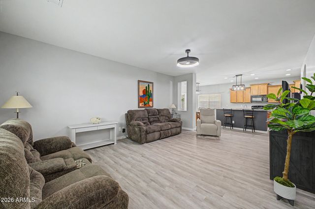 844 W HARVEST Road, Queen Creek, AZ 85140