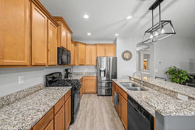 844 W HARVEST Road, Queen Creek, AZ 85140