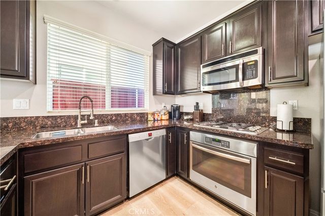 851 Christian Court, Upland, CA 91784
