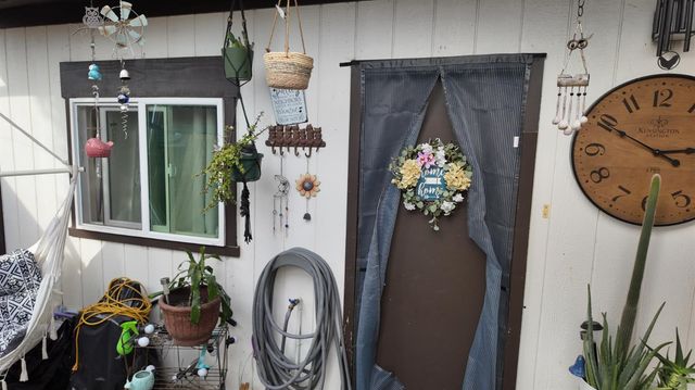 129 Phoenix Ave, Modesto, CA 95354