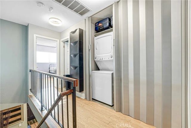 326 E Valencia C, Burbank, CA 91502