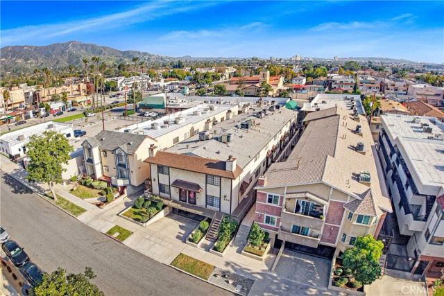 326 E Valencia C, Burbank, CA 91502