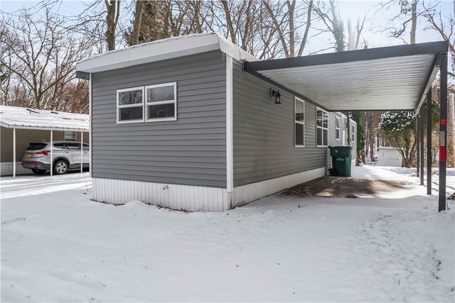 13 Starwood Drive, Penfield, NY 14625