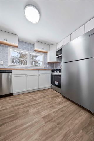 13 Starwood Drive, Penfield, NY 14625