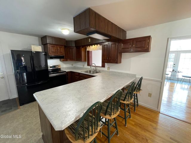 382 Old Road, Grafton, NY 12052