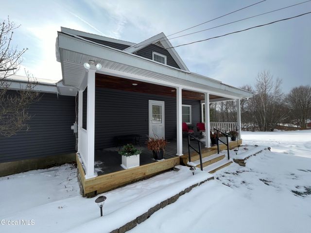 382 Old Road, Grafton, NY 12052