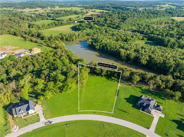 1343 River Point Road, Fayetteville, AR 72703