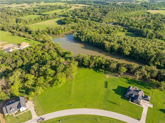 1343 River Point Road, Fayetteville, AR 72703