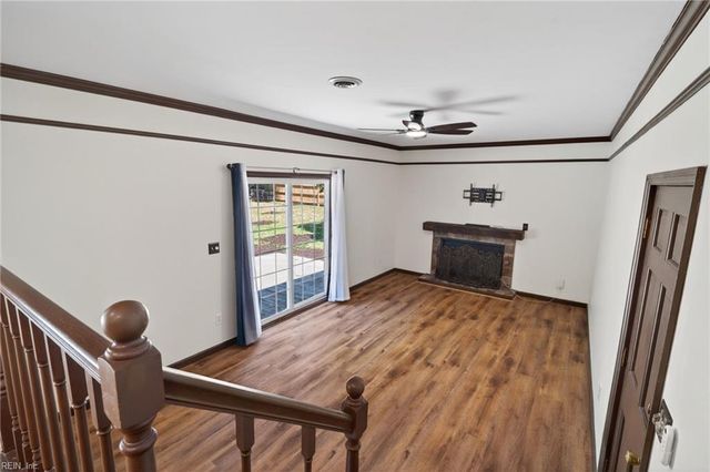 101 Cobia DR, Yorktown, VA 23692
