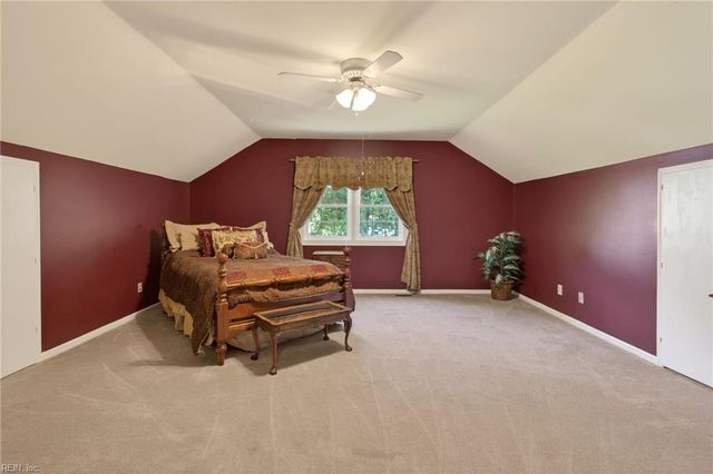 101 Cobia DR, Yorktown, VA 23692