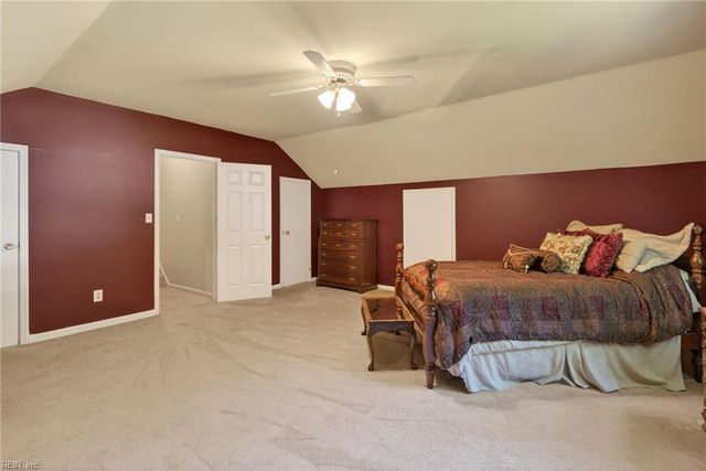 101 Cobia DR, Yorktown, VA 23692