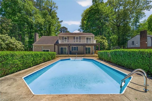 101 Cobia DR, Yorktown, VA 23692