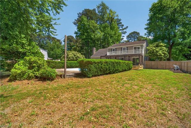 101 Cobia DR, Yorktown, VA 23692