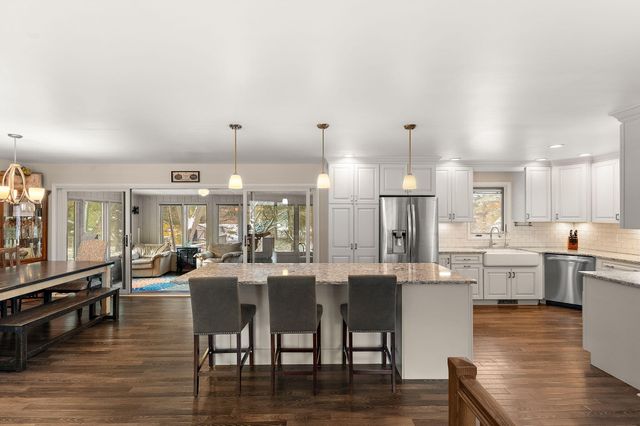 1034 N 350 E, Chesterton, IN 46304