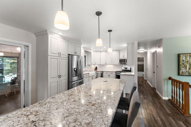 1034 N 350 E, Chesterton, IN 46304