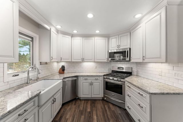 1034 N 350 E, Chesterton, IN 46304