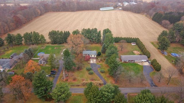 1034 N 350 E, Chesterton, IN 46304