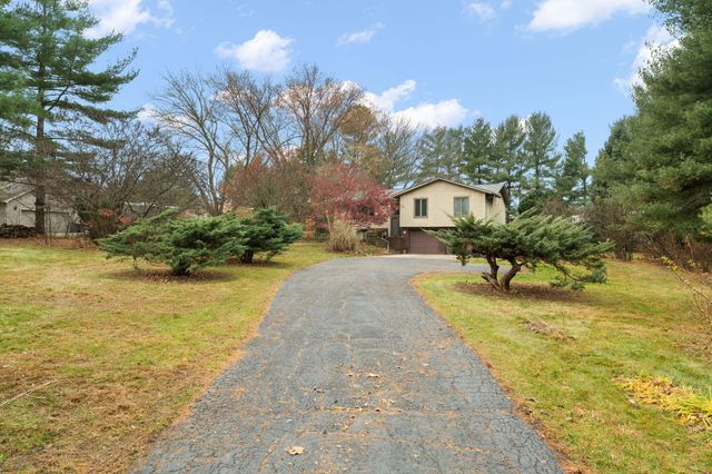 1034 N 350 E, Chesterton, IN 46304