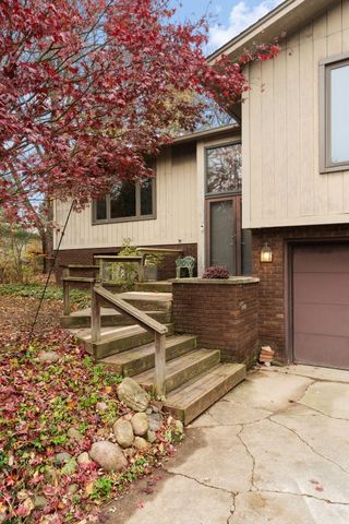 1034 N 350 E, Chesterton, IN 46304