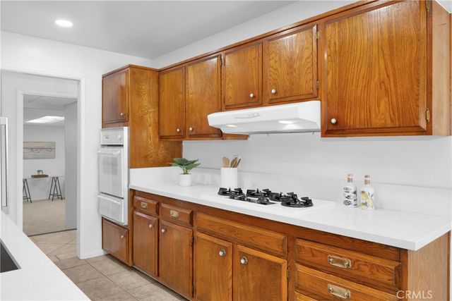 8350 E Blithedale, Long Beach, CA 90808