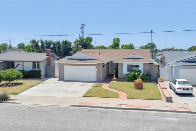 8350 E Blithedale, Long Beach, CA 90808