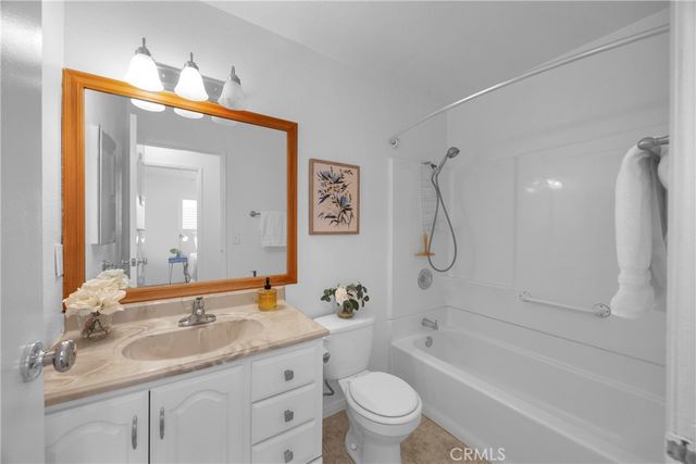 8350 E Blithedale, Long Beach, CA 90808
