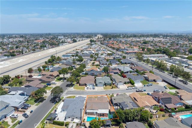 8350 E Blithedale, Long Beach, CA 90808