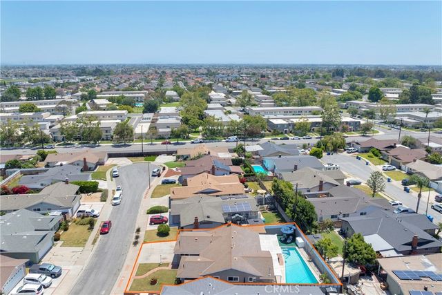 8350 E Blithedale, Long Beach, CA 90808