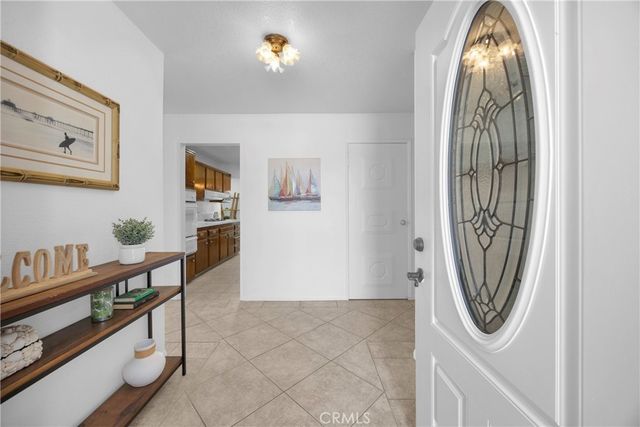 8350 E Blithedale, Long Beach, CA 90808