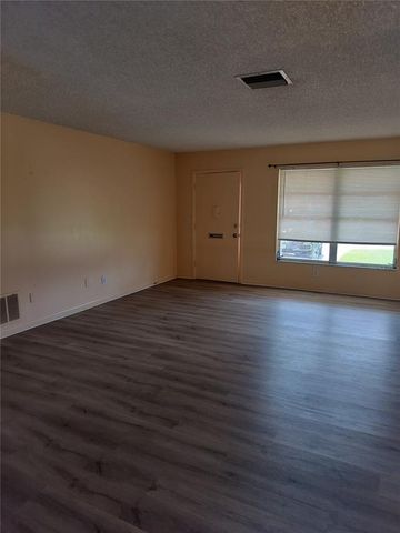 9677 MAINLANDS BOULEVARD W, Pinellas Park, FL 33782