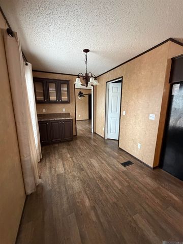 27031 S Satsuma Rd, Livingston, LA 70754