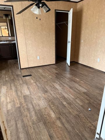 27031 S Satsuma Rd, Livingston, LA 70754