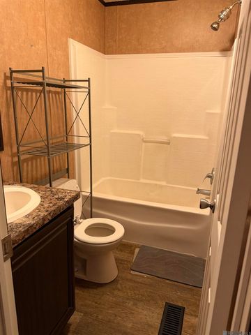 27031 S Satsuma Rd, Livingston, LA 70754