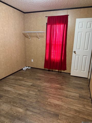 27031 S Satsuma Rd, Livingston, LA 70754