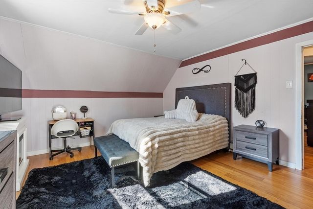 184 Regan St, Gardner, MA 01440