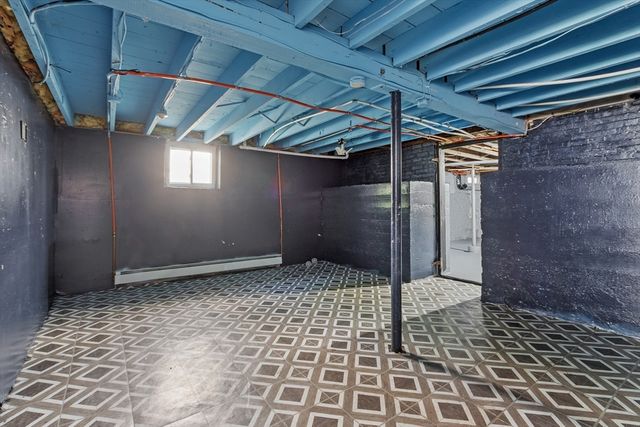 184 Regan St, Gardner, MA 01440