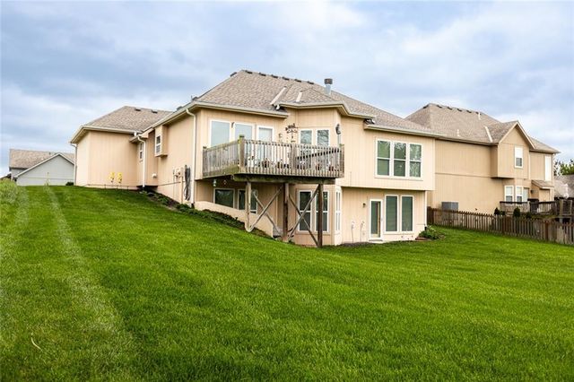 8925 NE 107th Terrace, Kansas City, MO 64157