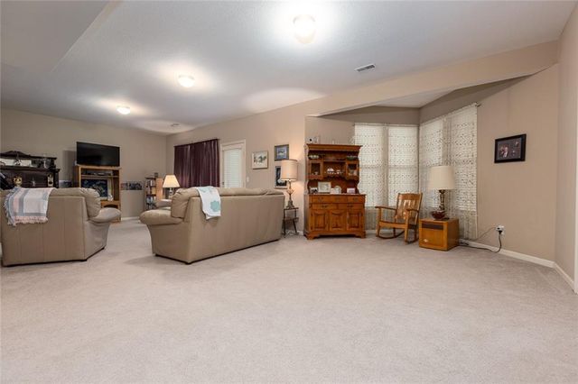 8925 NE 107th Terrace, Kansas City, MO 64157