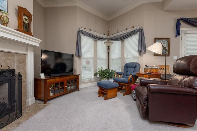 8925 NE 107th Terrace, Kansas City, MO 64157