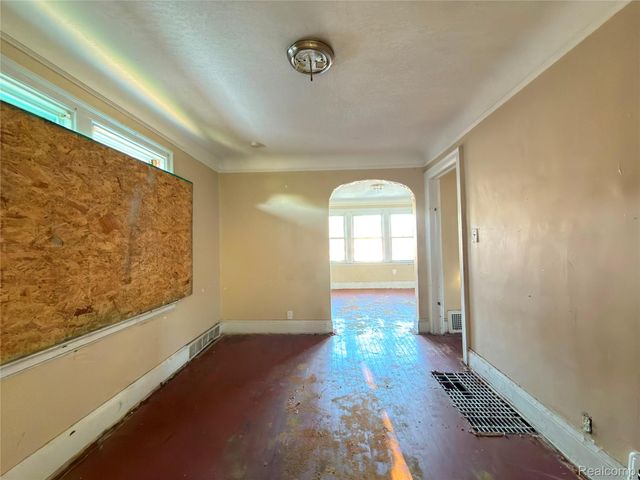 8566 KENTUCKY Street, Detroit, MI 48204
