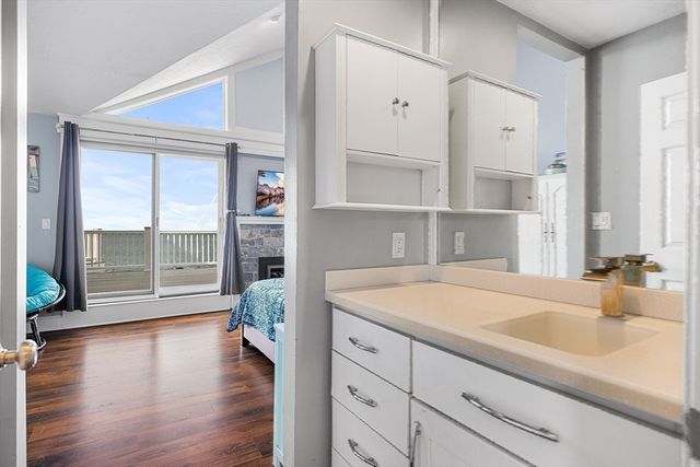 48 Valley Beach Ave 3, Hull, MA 02045