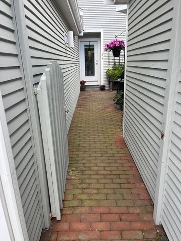 48 Valley Beach Ave 3, Hull, MA 02045